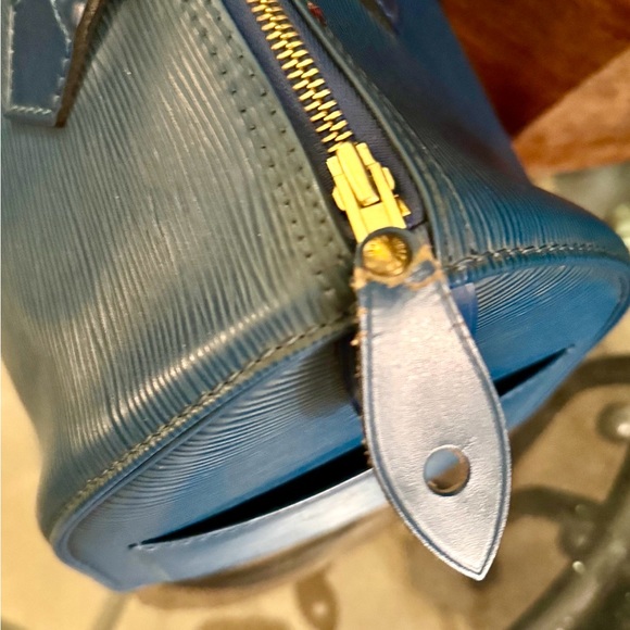 💯% Louis Vuitton Epi Speedy 30 - Picture 5 of 11